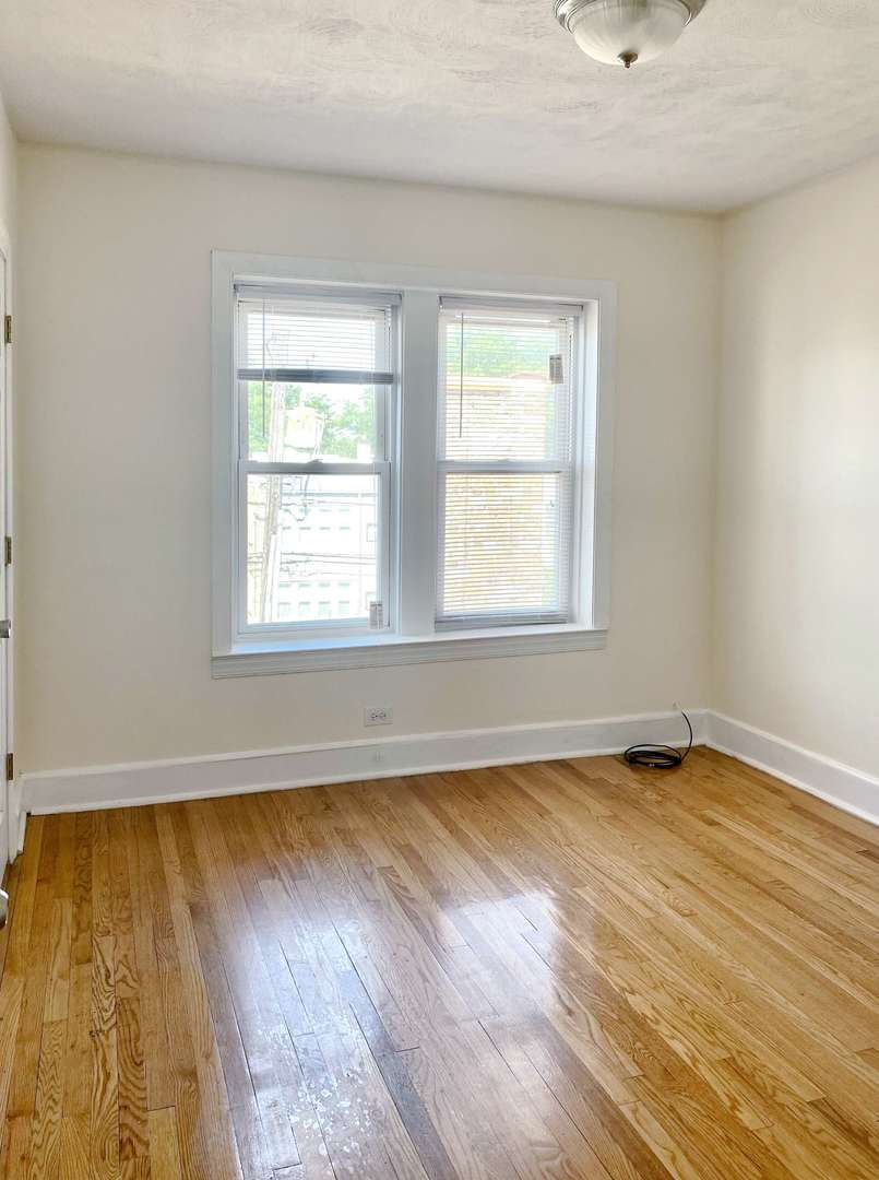 5620 North Western Avenue Chicago IL 60659