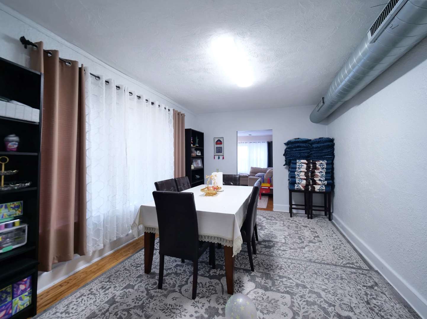 5620 North Western Avenue Chicago IL 60659
