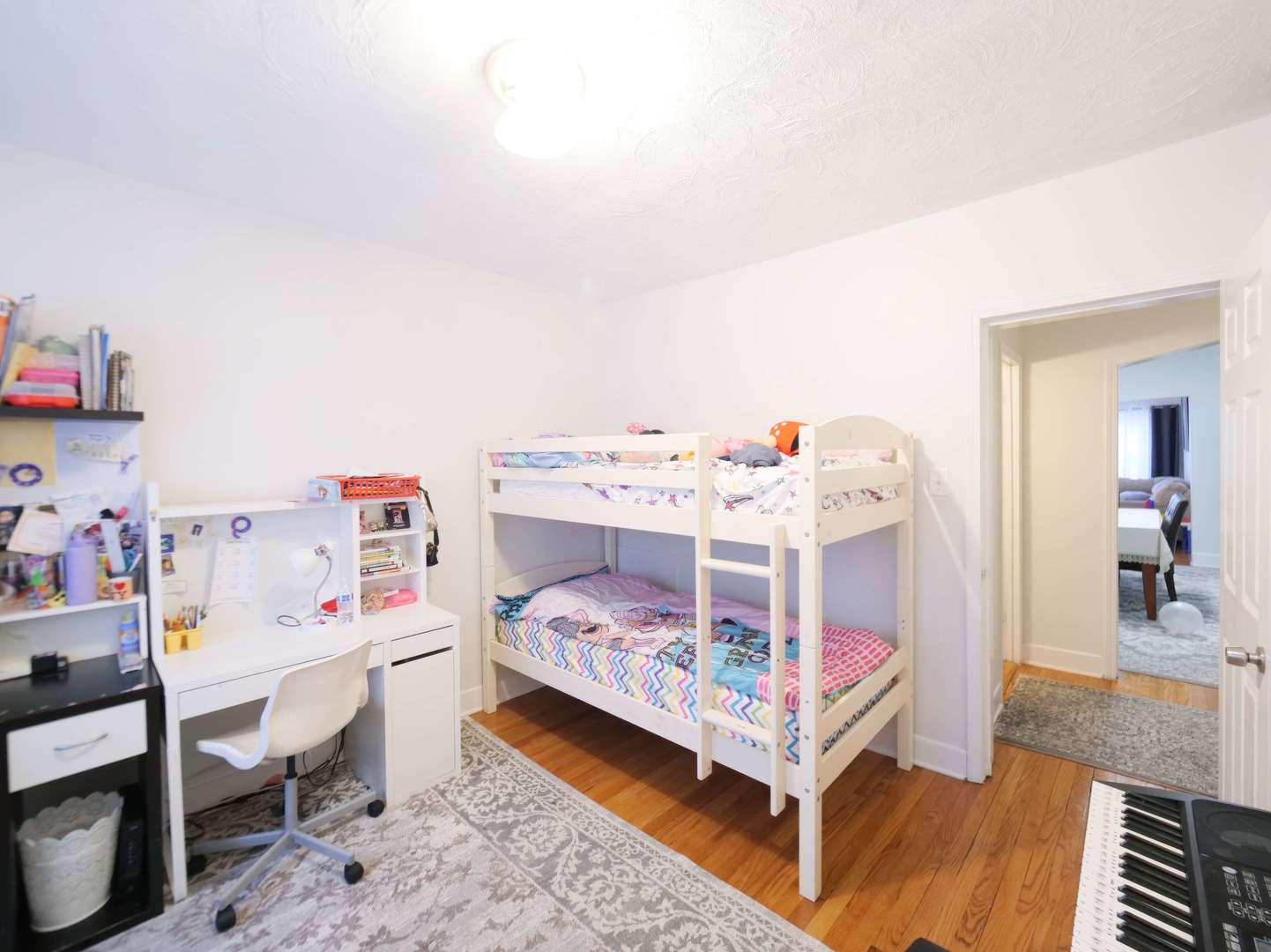 5620 North Western Avenue Chicago IL 60659