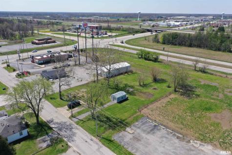109 North Missouri Avenue Salem IL 62881