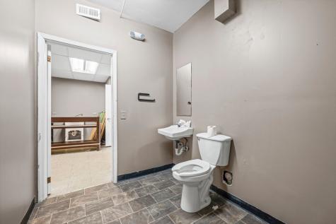 1104 West Glen Flora Avenue Waukegan IL 60085