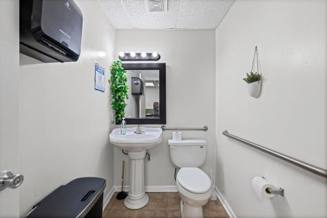 1104 West Glen Flora Avenue Waukegan IL 60085