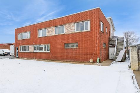 7004 West Cullom Avenue Norridge IL 60706
