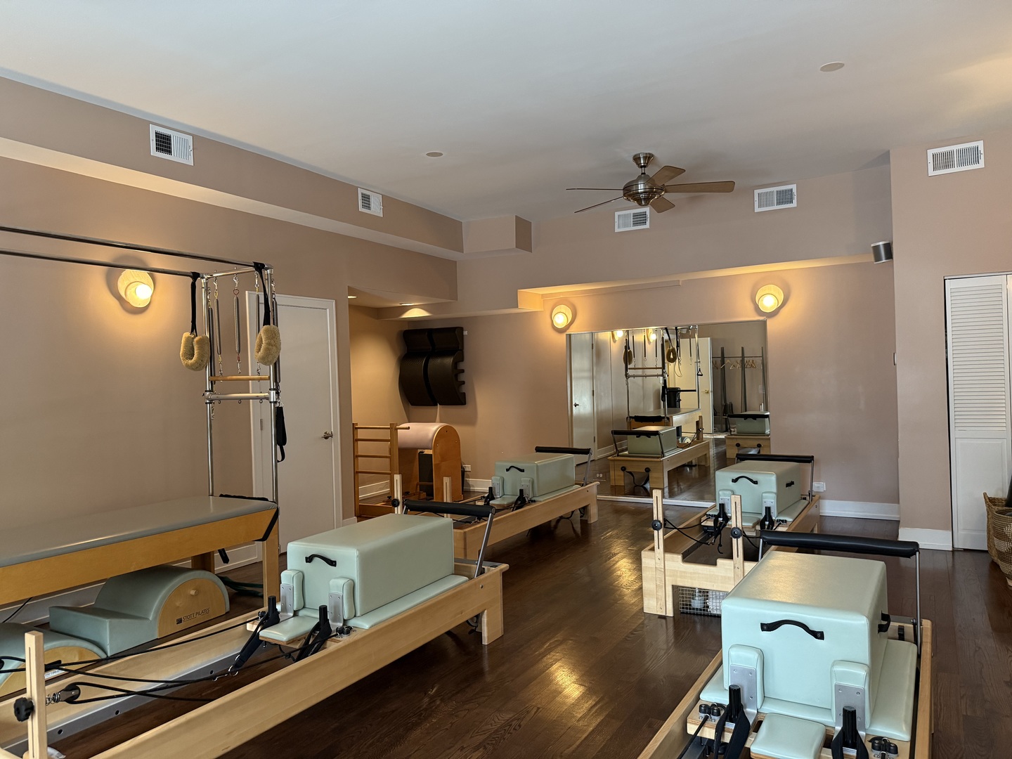 1157 West Wrightwood Avenue Chicago IL 60614