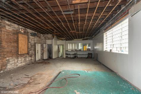 5256 West Chicago Avenue Chicago IL 60651