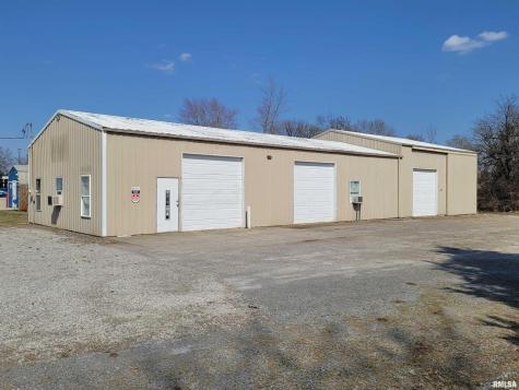 112 North Missouri Avenue Salem IL 62881
