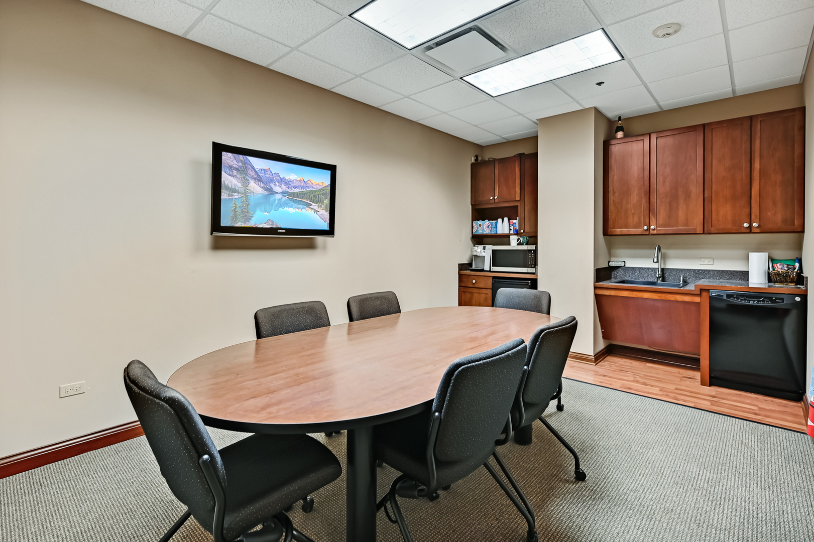 4200 Cantera Drive Warrenville IL 60555