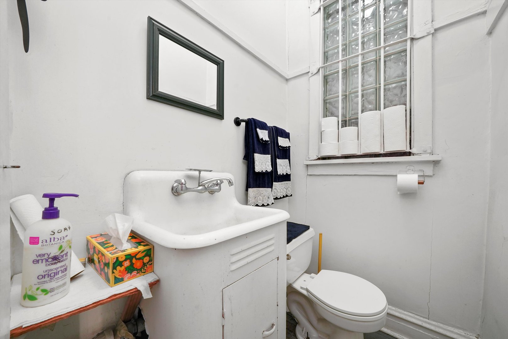 1303 West Chicago Avenue Chicago IL 60642