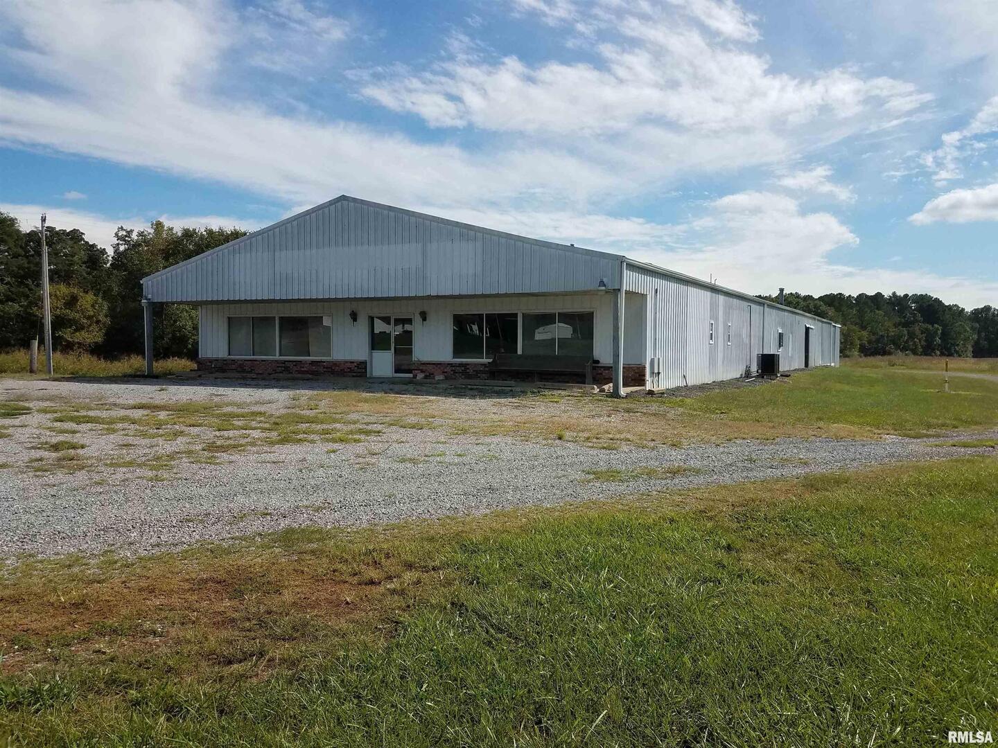 1238 West Main Street Benton IL 62812