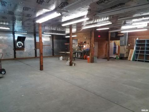 1238 West Main Street Benton IL 62812