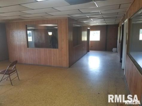 1238 West Main Street Benton IL 62812