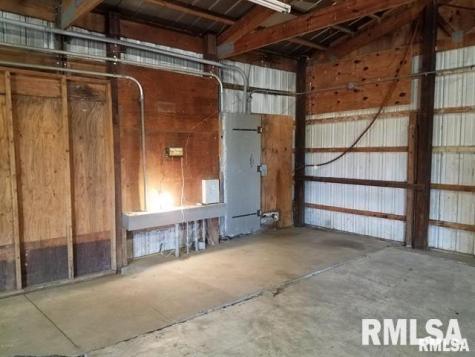 1238 West Main Street Benton IL 62812