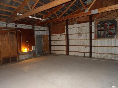 1238 West Main Street Benton IL 62812