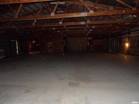 1238 West Main Street Benton IL 62812