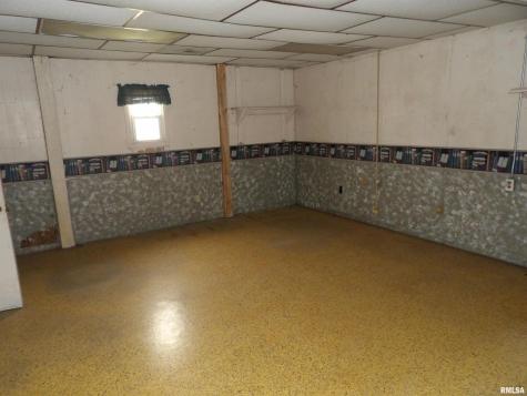 1238 West Main Street Benton IL 62812