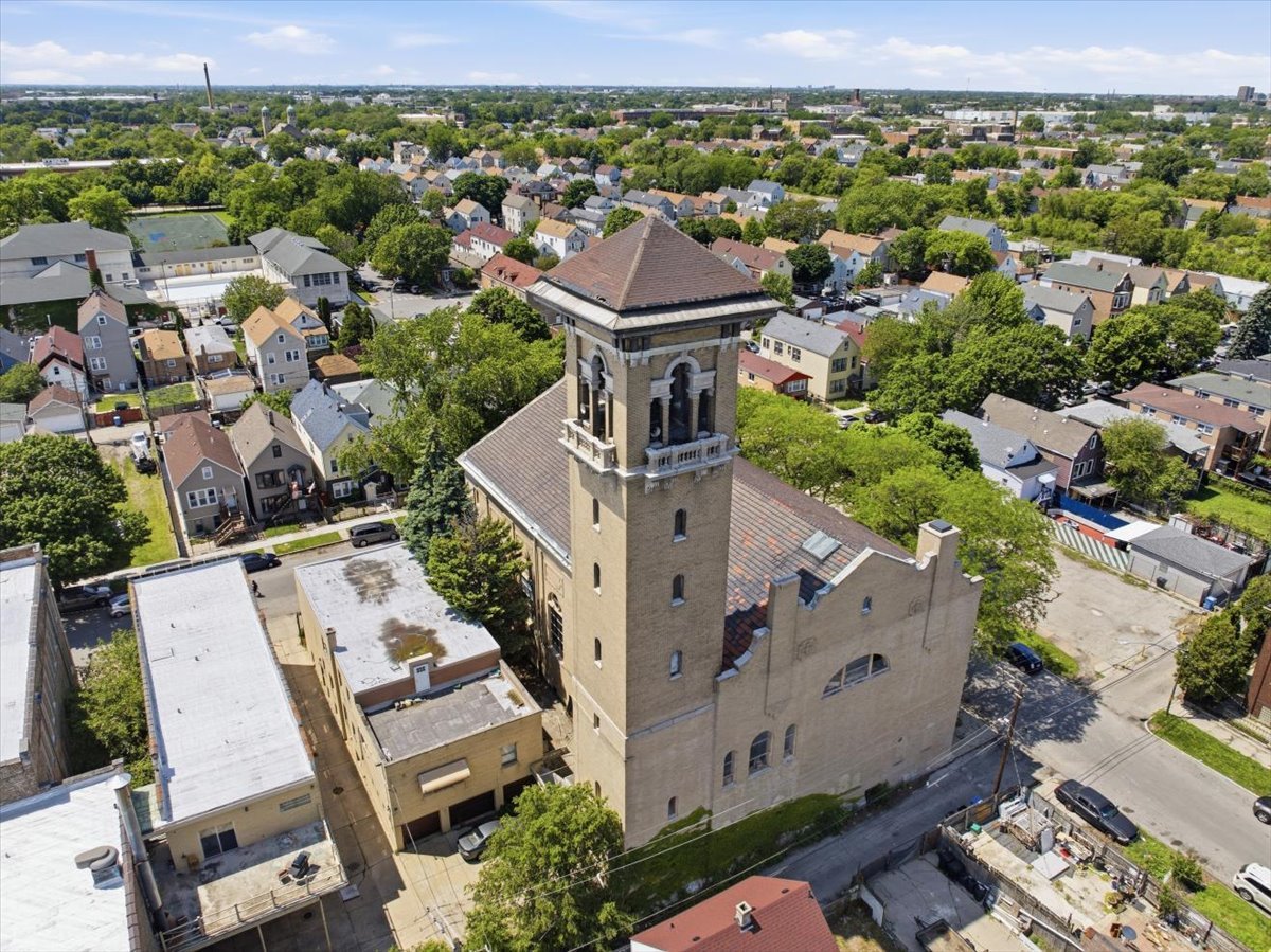 5001 South Hermitage Avenue Chicago IL 60609