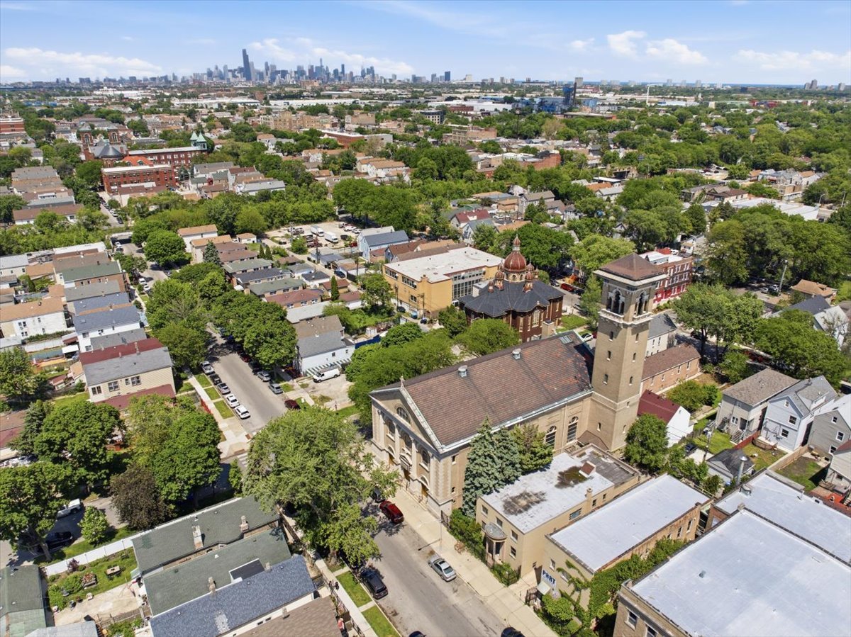 5001 South Hermitage Avenue Chicago IL 60609