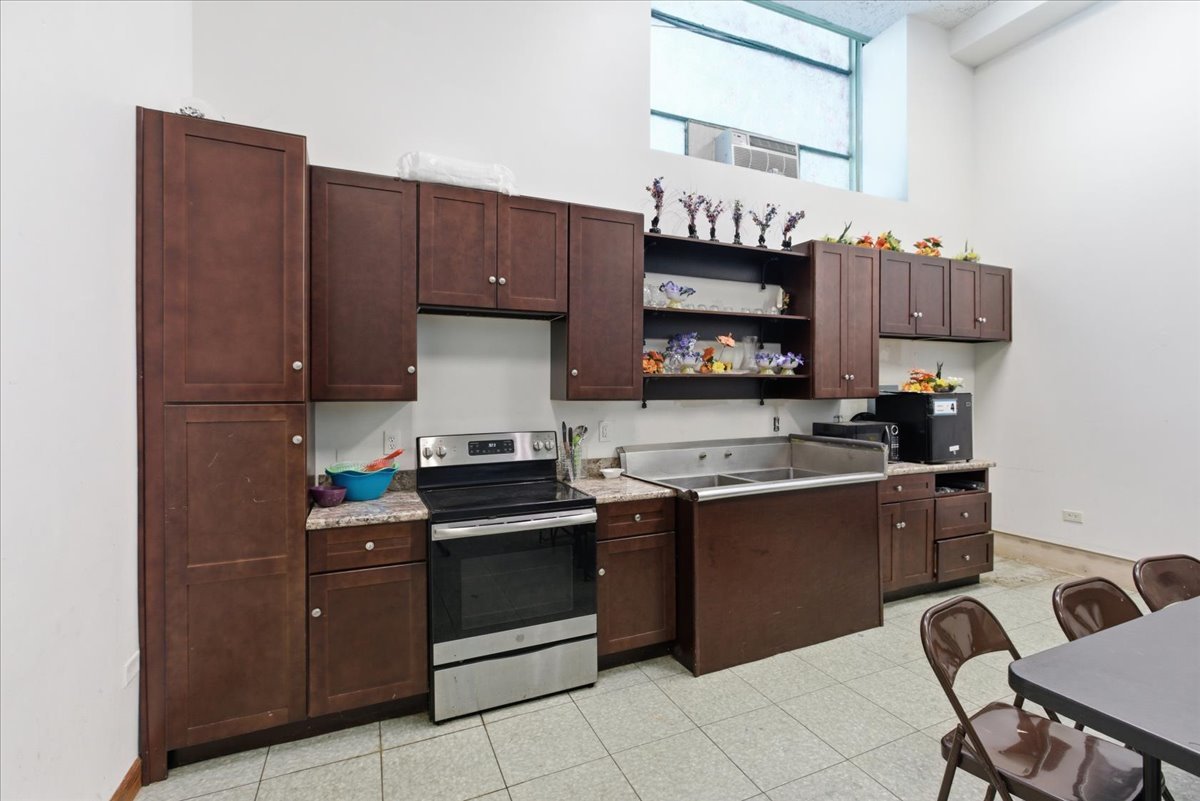 5001 South Hermitage Avenue Chicago IL 60609