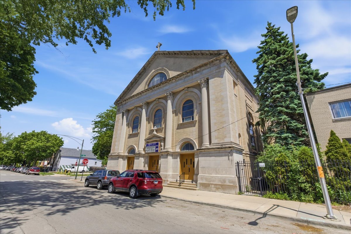 5001 South Hermitage Avenue Chicago IL 60609