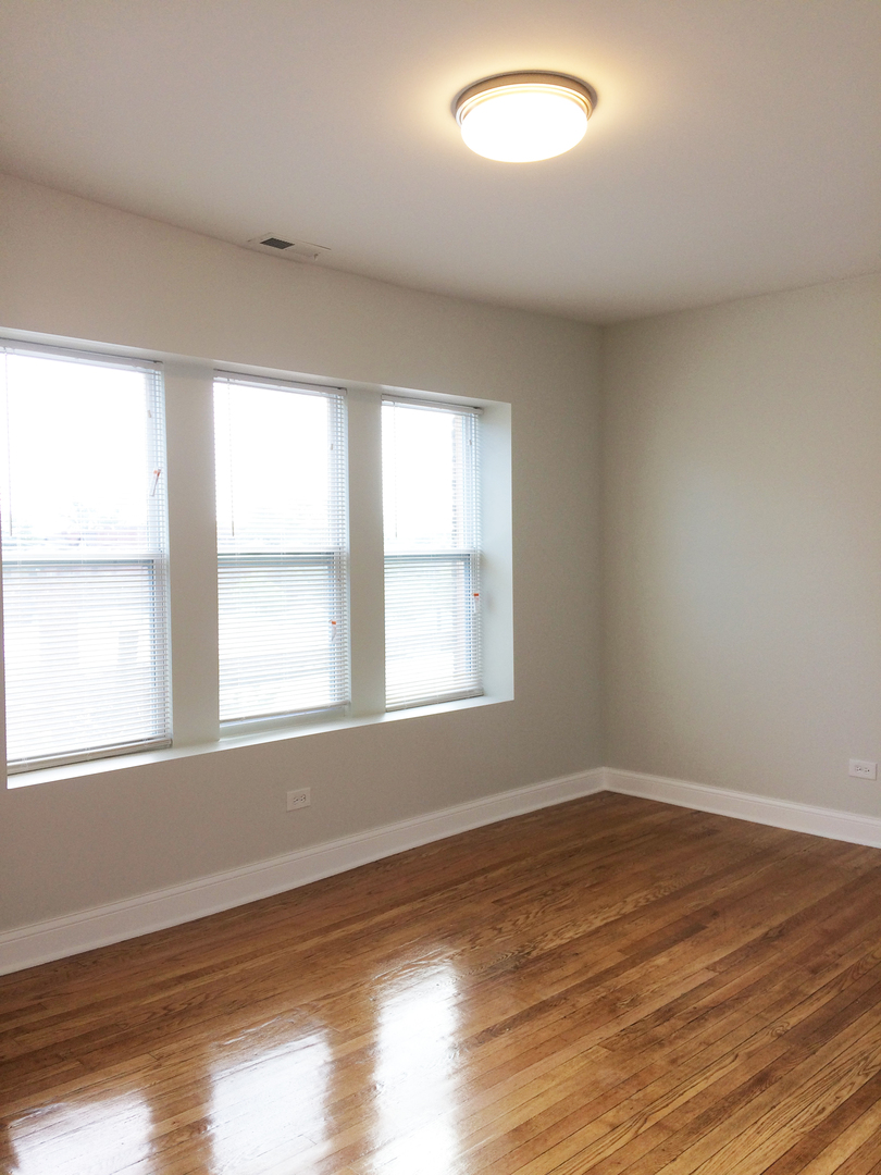 6847 South Indiana Avenue Chicago IL 60637
