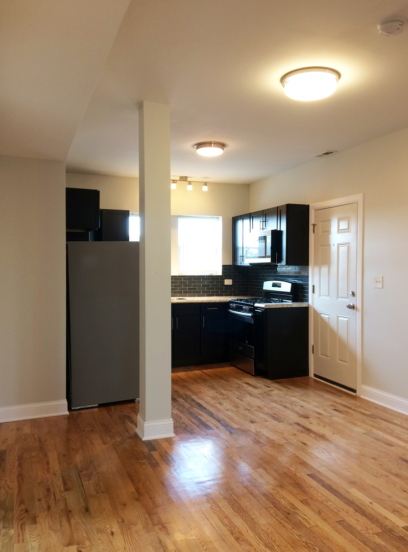 6847 South Indiana Avenue Chicago IL 60637