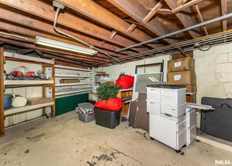 1715 15TH Street Place Moline IL 61265