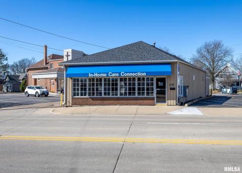 1715 15TH Street Place Moline IL 61265