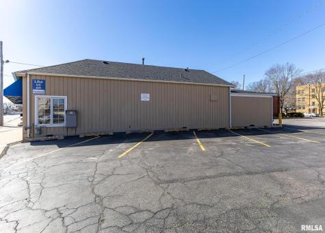 1715 15TH Street Place Moline IL 61265