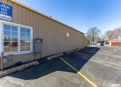 1715 15TH Street Place Moline IL 61265