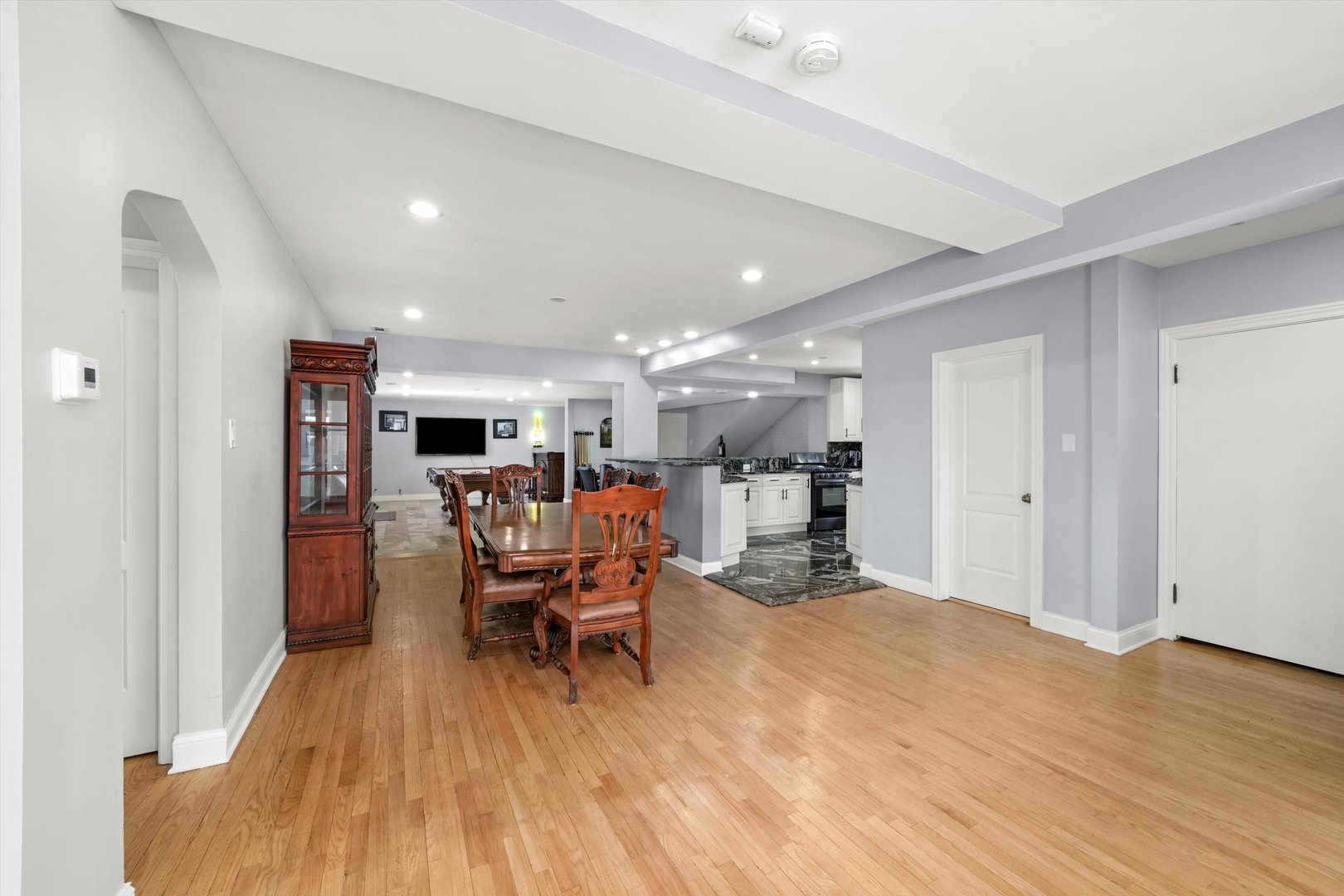 2022 West 95th Street Chicago IL 60643
