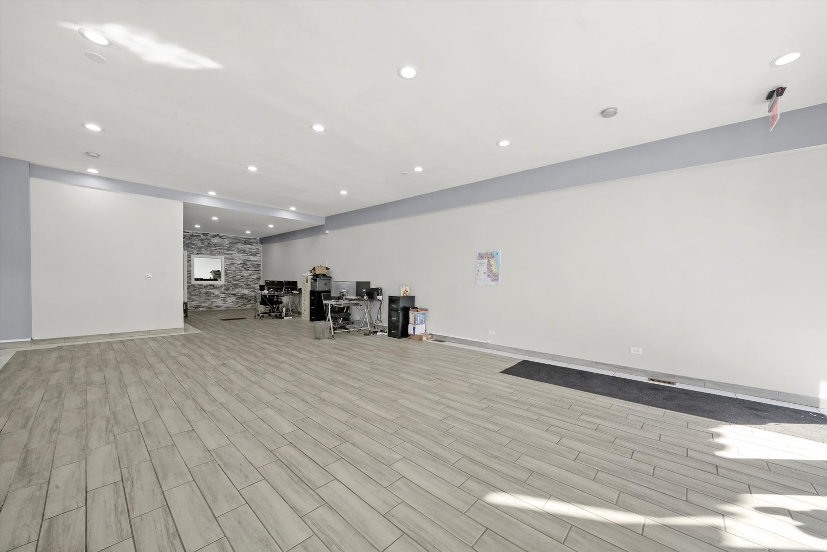 2022 West 95th Street Chicago IL 60643