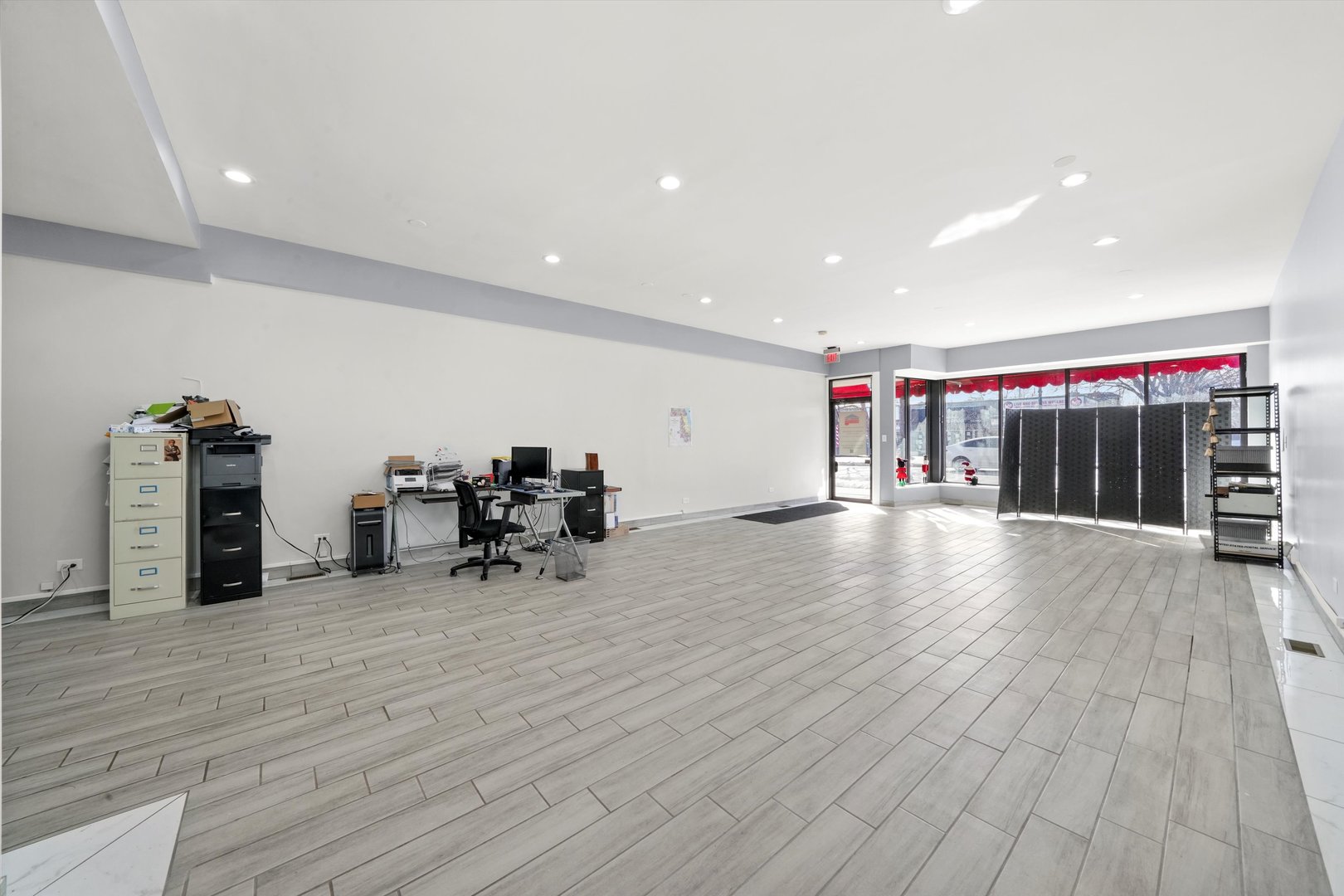2022 West 95th Street Chicago IL 60643