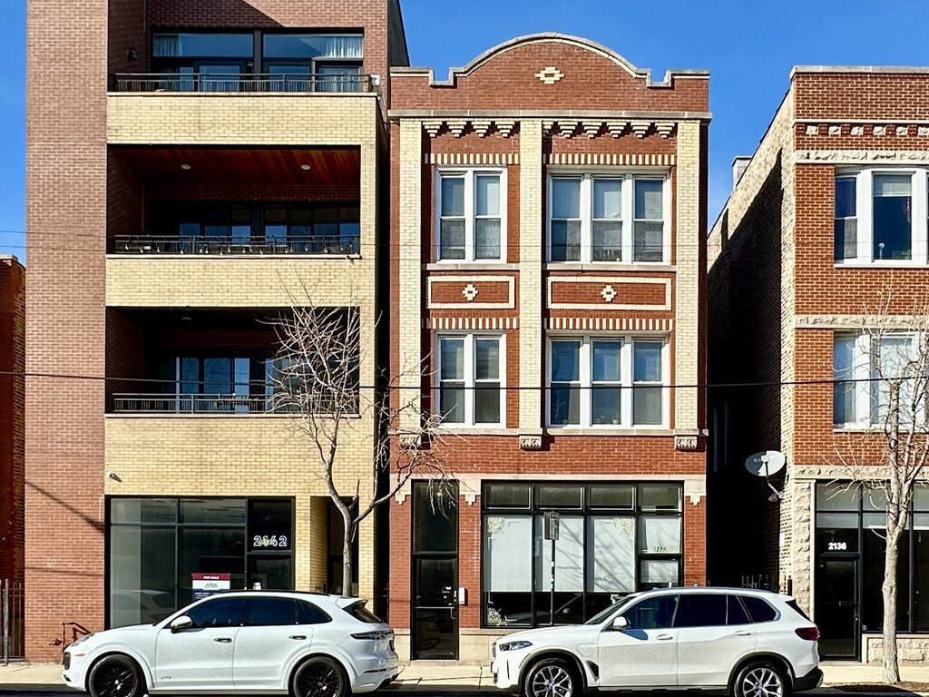 2138 West Chicago Avenue Chicago IL 60622