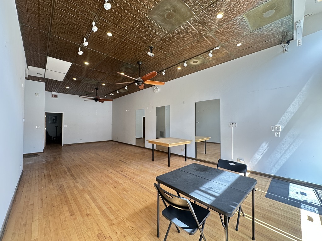 2138 West Chicago Avenue Chicago IL 60622