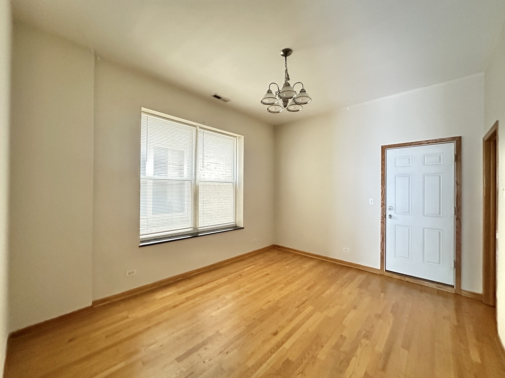 2138 West Chicago Avenue Chicago IL 60622