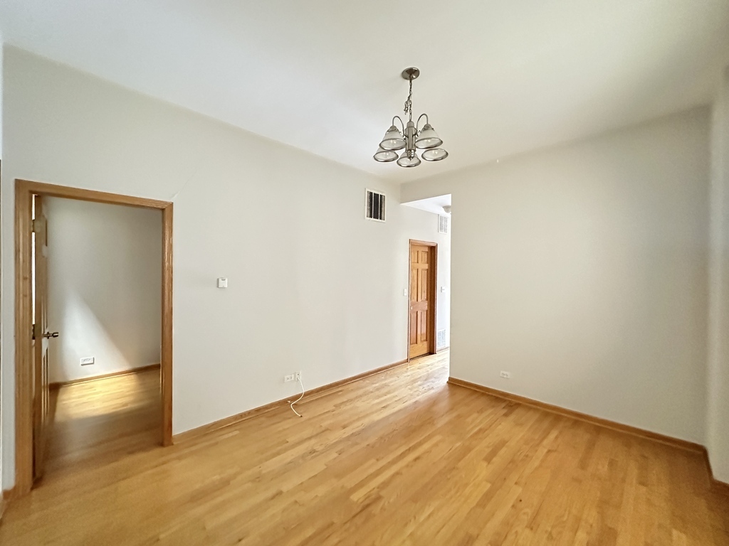 2138 West Chicago Avenue Chicago IL 60622