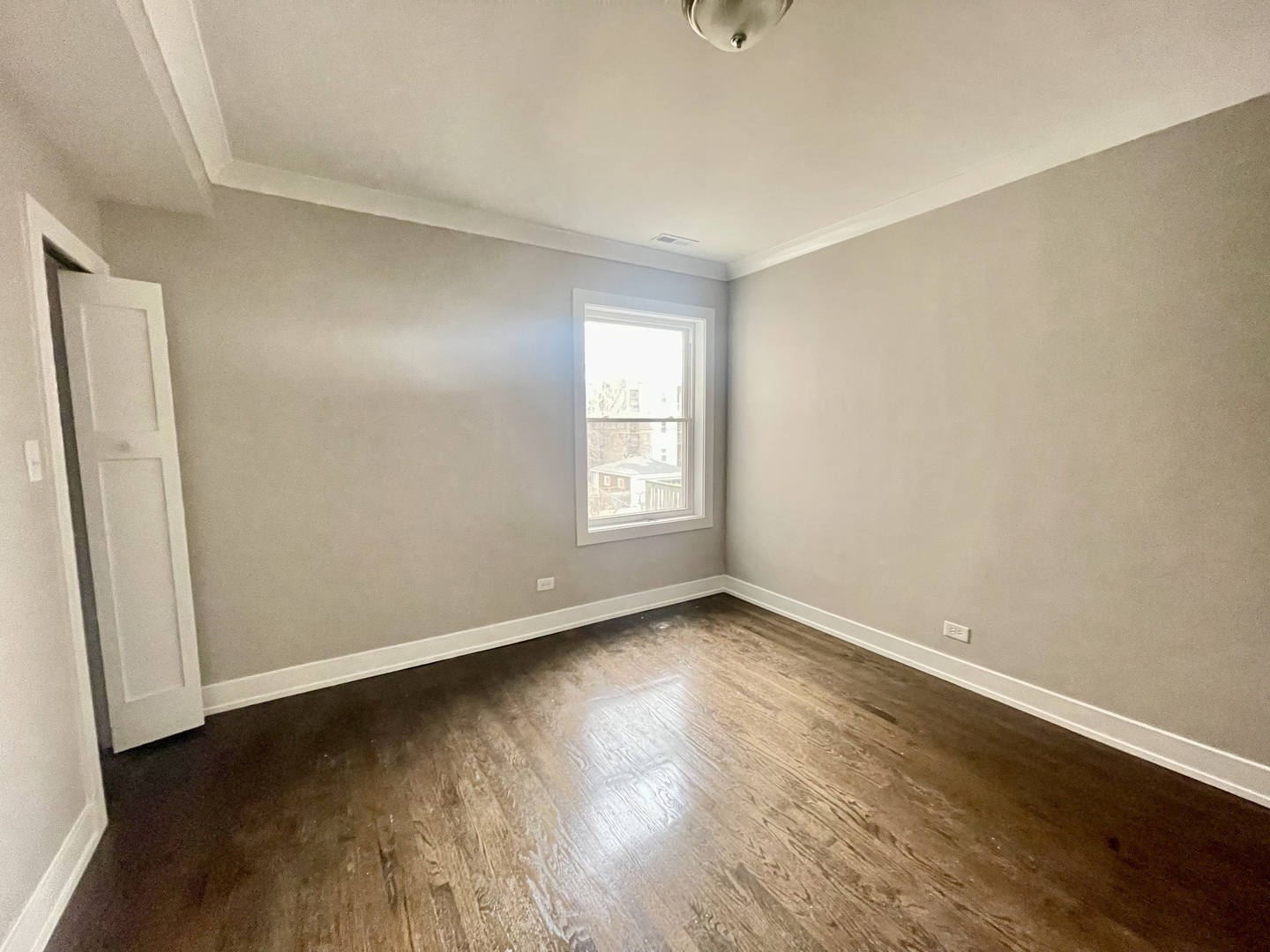 8035 South Essex Avenue Chicago IL 60617