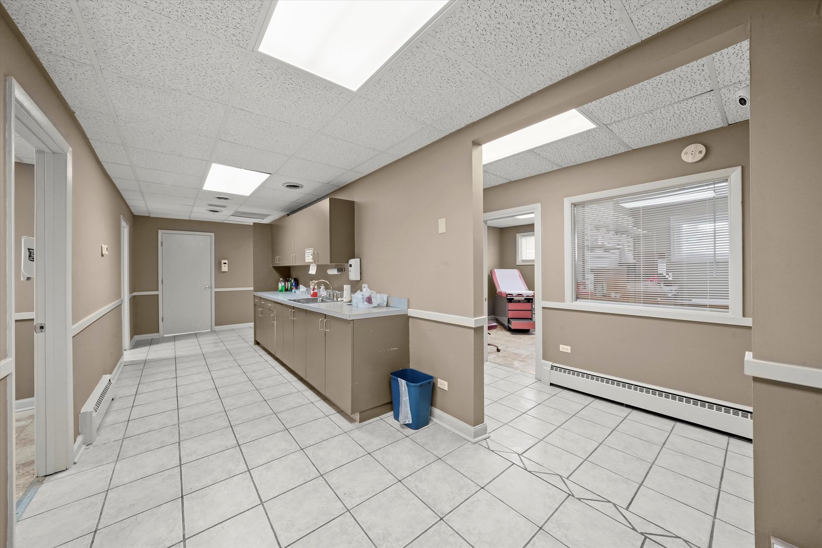 6067 North Northwest Highway Chicago IL 60631