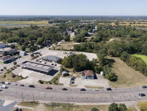 31828 North Us Highway 12 Volo IL 60073