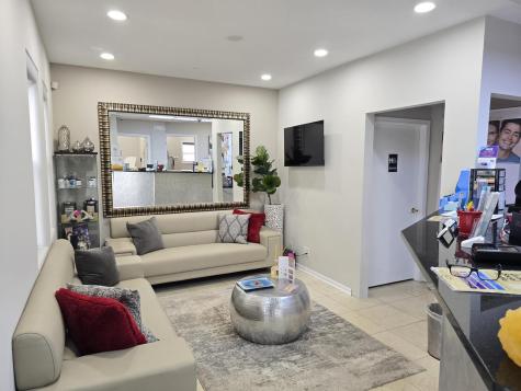 9629 Southwest Highway Oak Lawn IL 60453