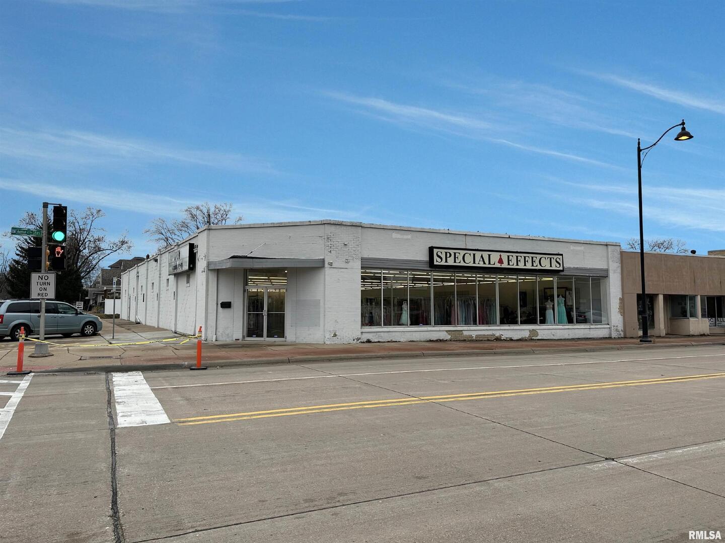 3126 Avenue Of The Cities Moline IL 61265