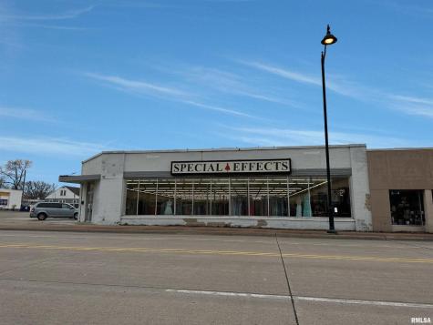 3126 Avenue Of The Cities Moline IL 61265