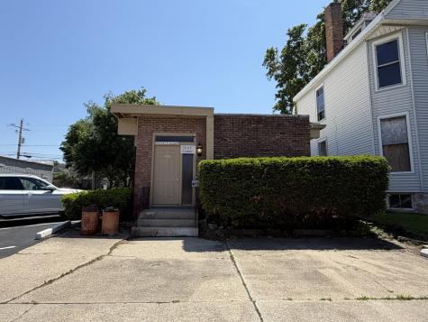 513 East Locust Street Bloomington IL 61701