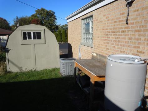 138 West Irving Park Road Wood Dale IL 60191