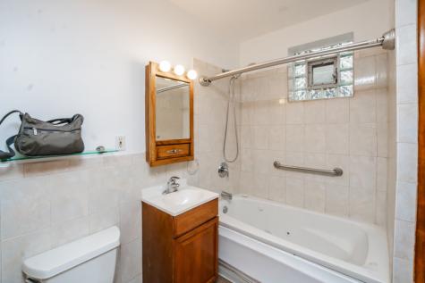 3417 West Evergreen Avenue Chicago IL 60651