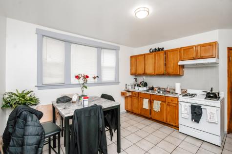 3417 West Evergreen Avenue Chicago IL 60651