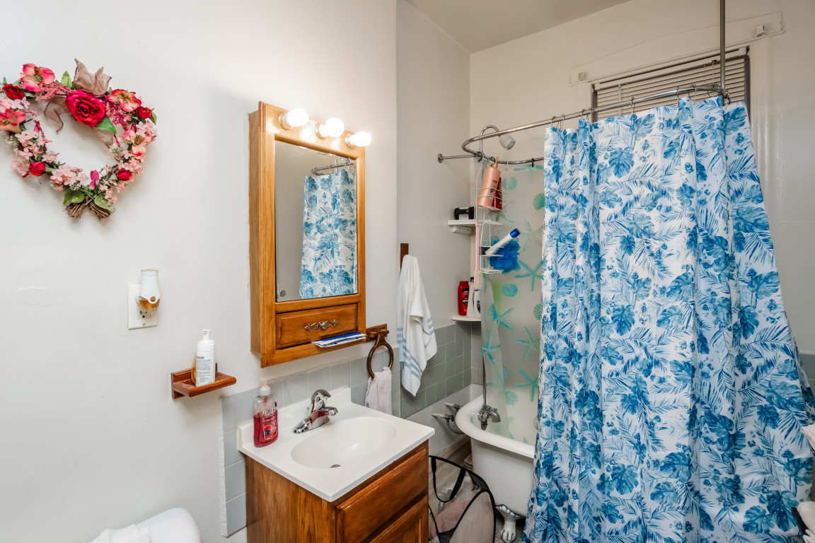3417 West Evergreen Avenue Chicago IL 60651