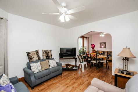3417 West Evergreen Avenue Chicago IL 60651