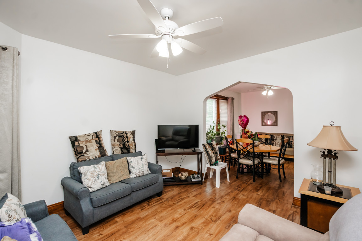 3417 West Evergreen Avenue Chicago IL 60651