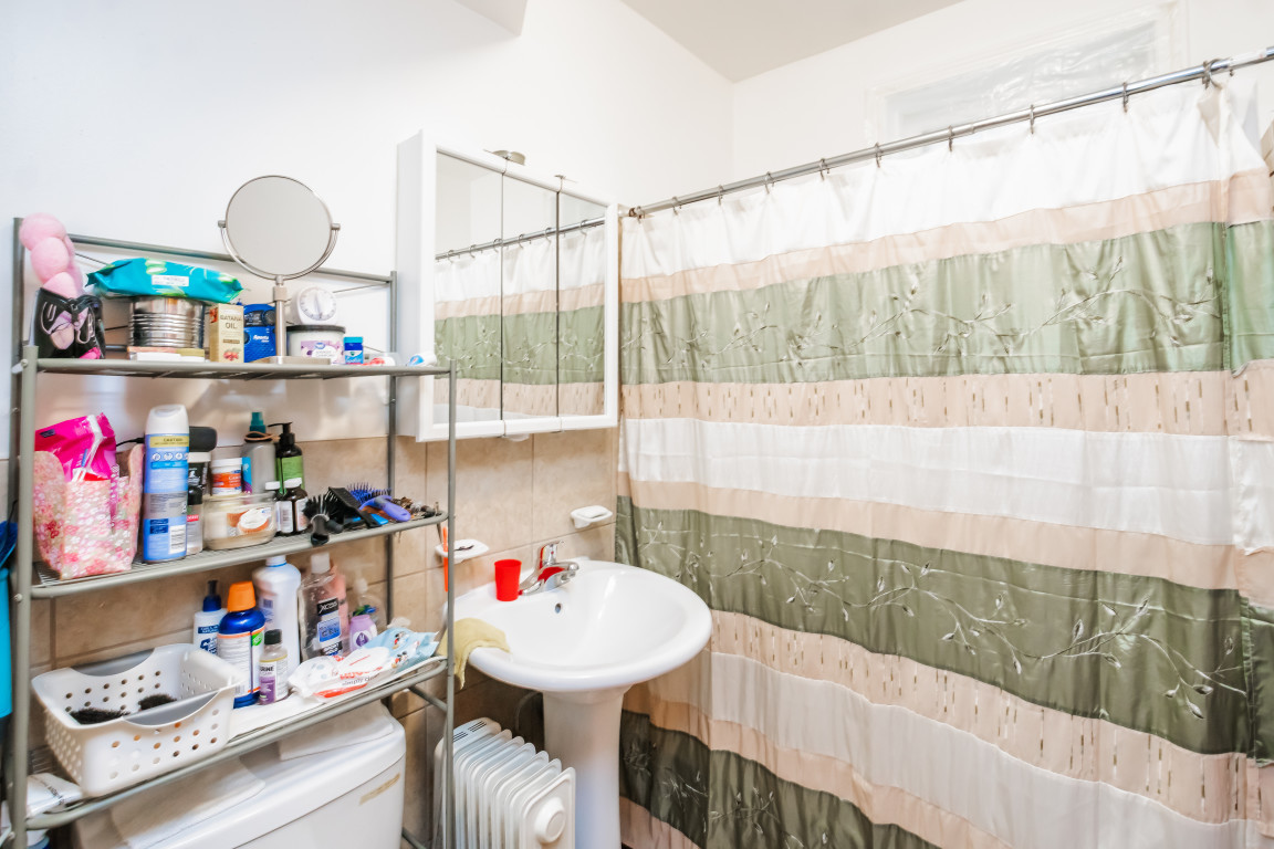 3417 West Evergreen Avenue Chicago IL 60651